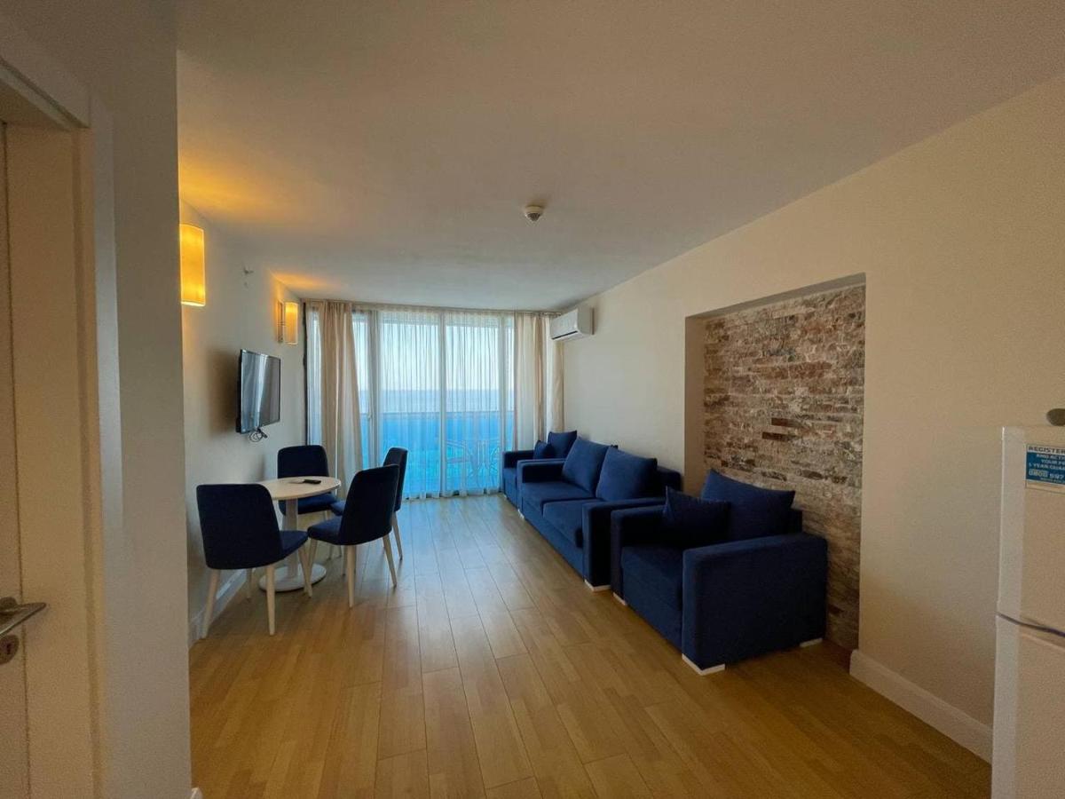 Aparthotel Orbi City Sea View Batumi Exterior photo