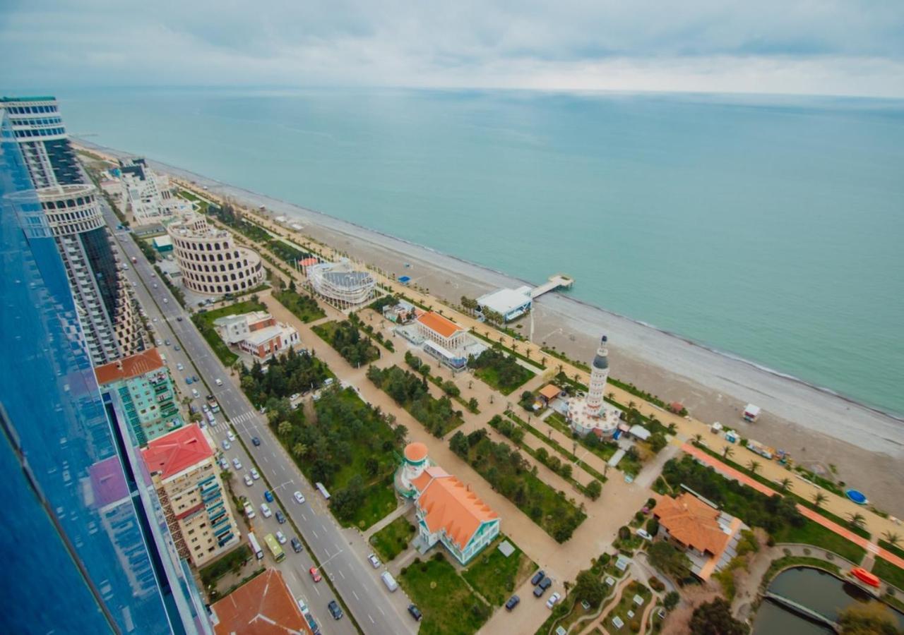Aparthotel Orbi City Sea View Batumi Exterior photo