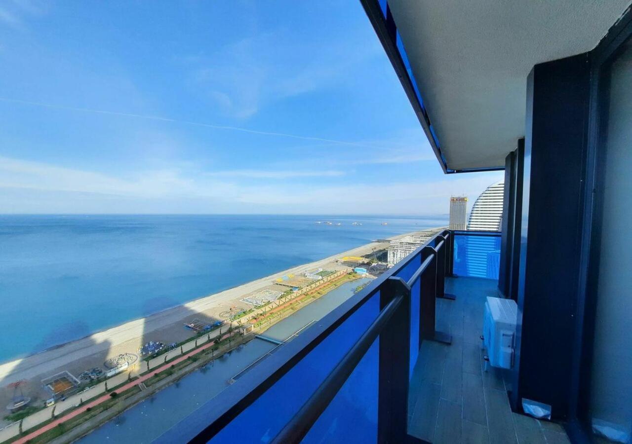 Aparthotel Orbi City Sea View Batumi Exterior photo
