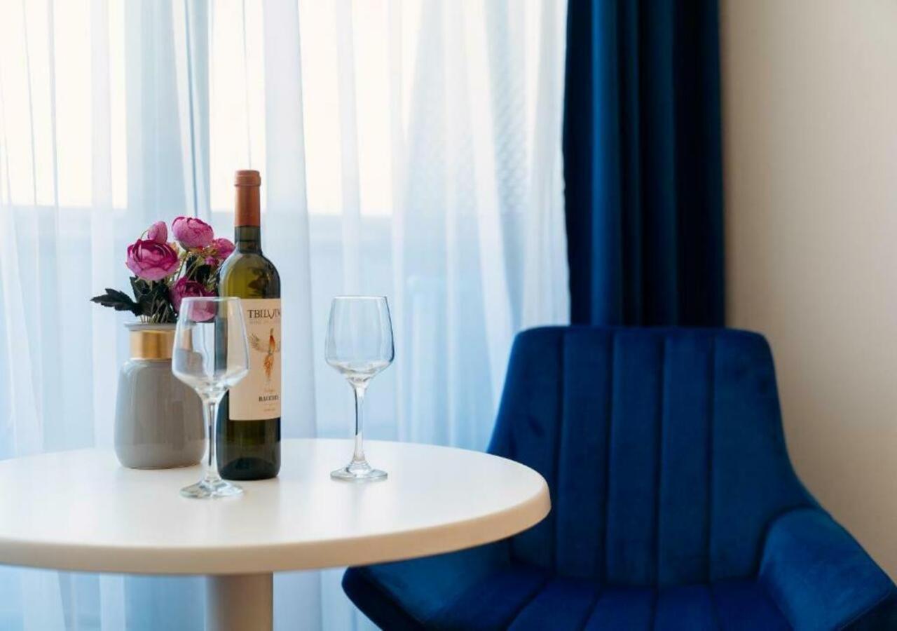 Aparthotel Orbi City Sea View Batumi Exterior photo